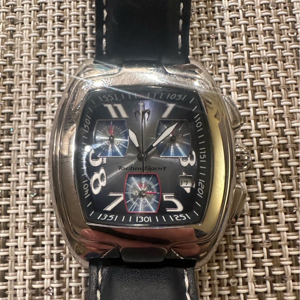 Technomarine Square Sport Stainless Steel Chronograph Navy Mens Watch 41mm